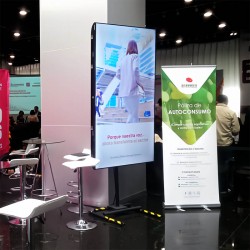 Renta banner tótem digital...